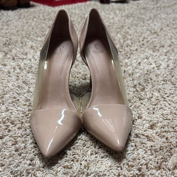Simply Vera Vera Wang Beige Heels - Picture 1 of 6